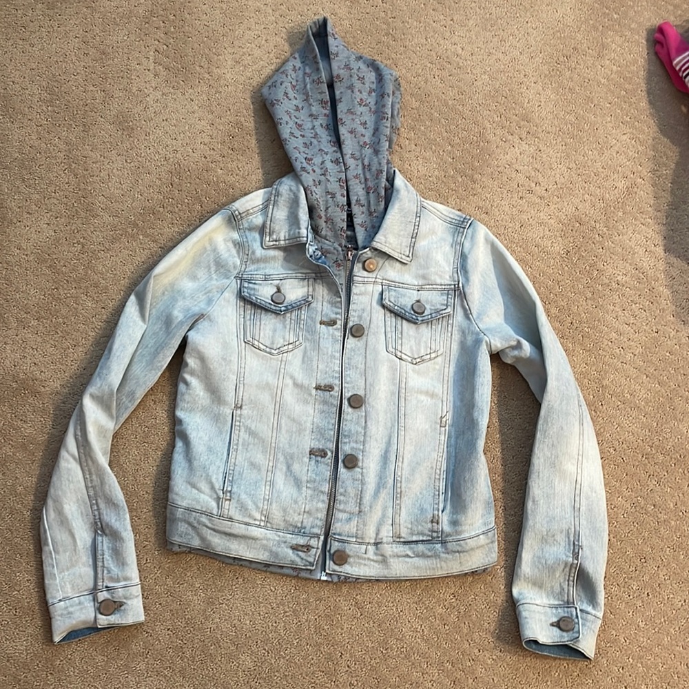 Girls hooded jean jacket